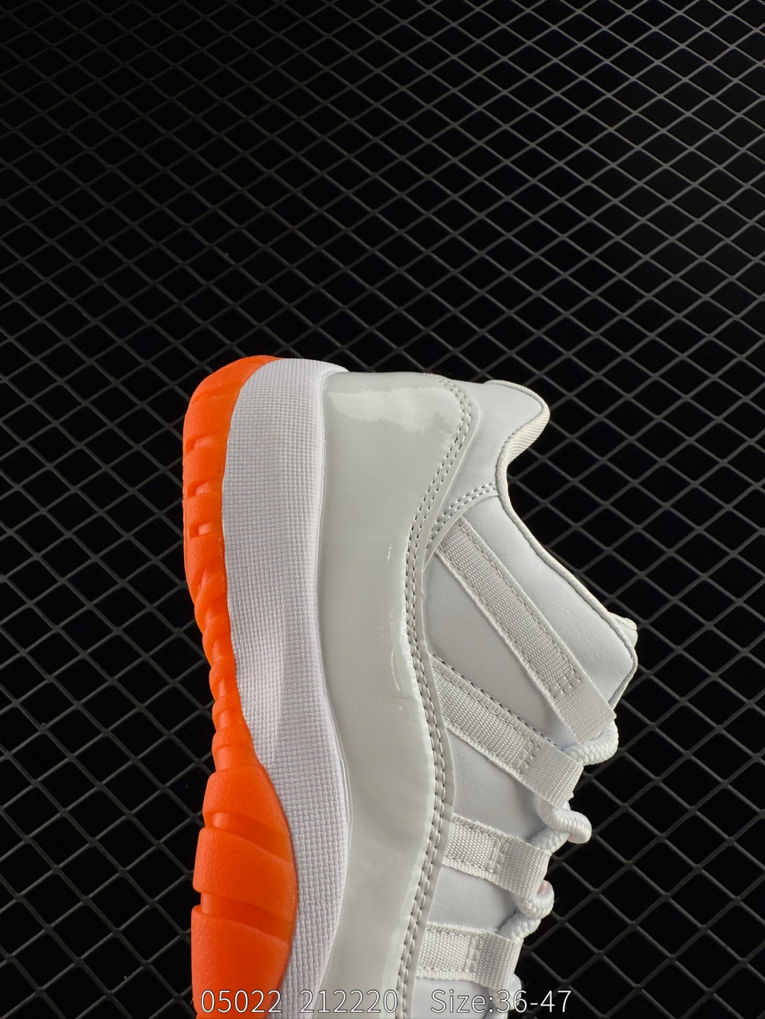 Nike Air Jordan 11 Retro Low”Concord“